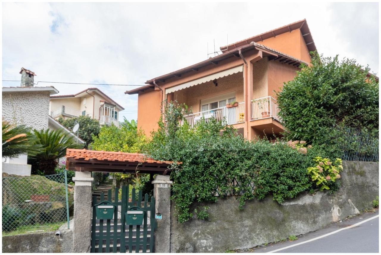 Villa Silvia, Indipendente Con Giardino Privato E Garage فاراتسي المظهر الخارجي الصورة